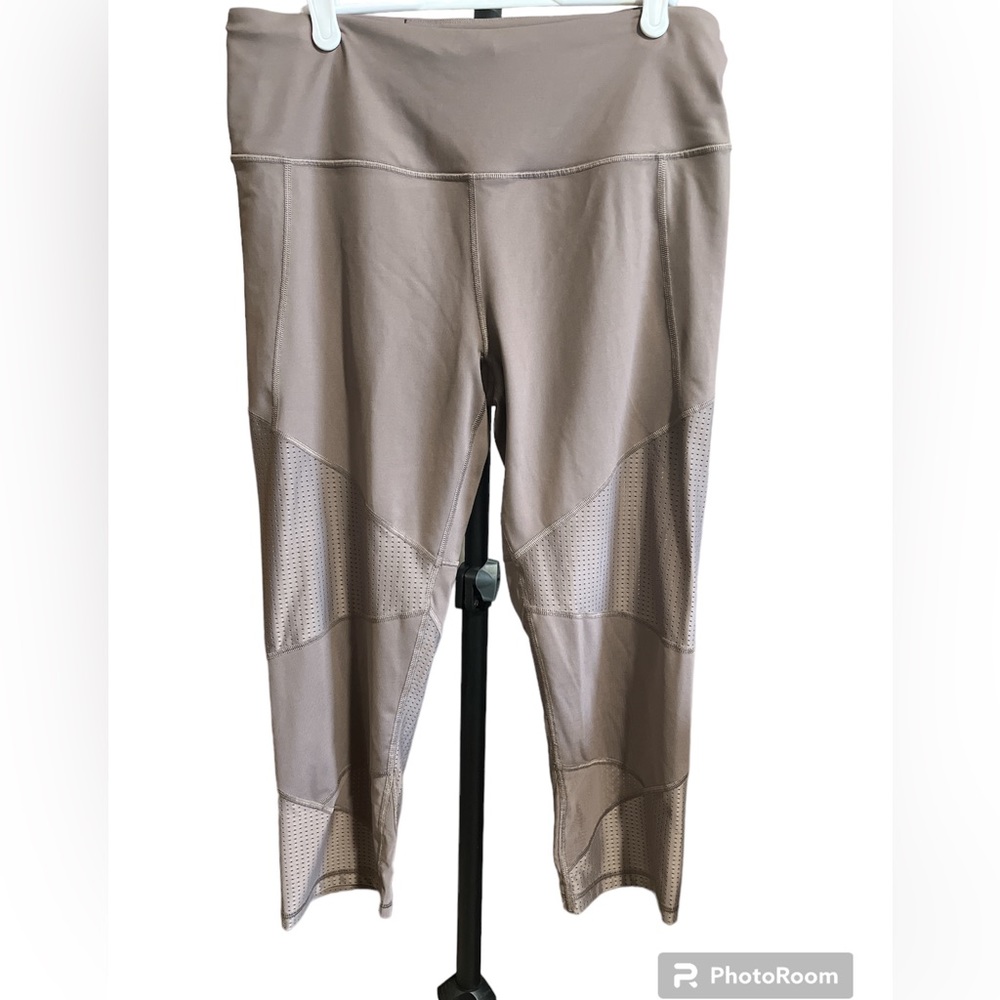 KNOCKOUT by Victoria Secret Capri